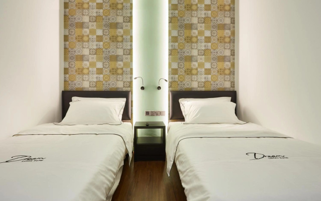 Dream Luxury Hotel – Guest Rooms – Muar