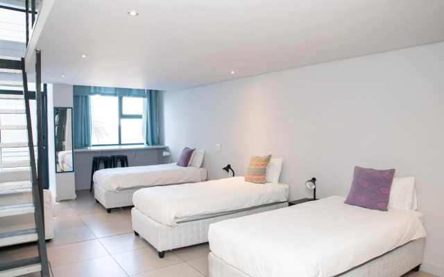Mojo Hotel