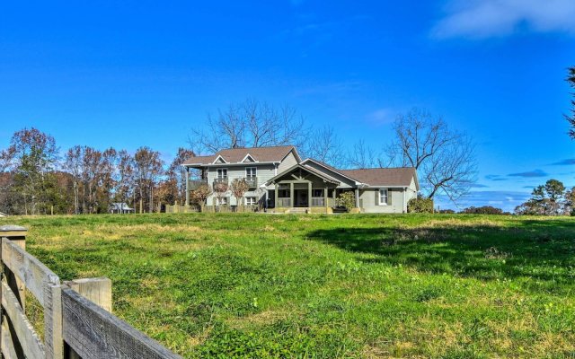 Serving Southern Charm at This Clarkesville House!