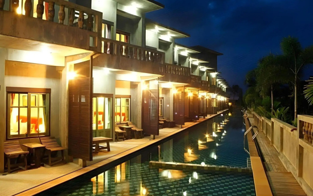 See Through Boutique Resort