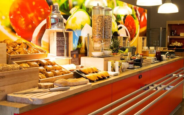 ibis Laval Le Relais d'Armor