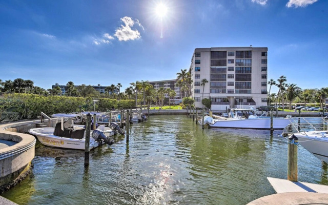 < 1 Mi to Siesta Key Beach: Condo w/ Pool