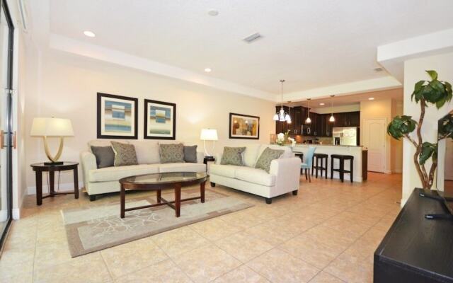 Tropical Fountains 3 Bedroom Condo by RedAwning