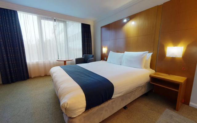 Holiday Inn Milton Keynes - Central by IHG