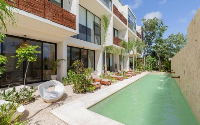Beautiful Apartment Equipped/Jacuzzi/WIFI/Pool AC