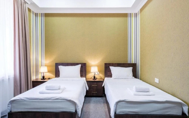 Отель Georgian House