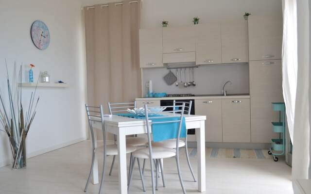 IzzHome Bella Vista