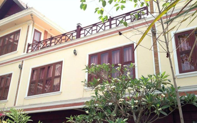 Phisitxay Hotel