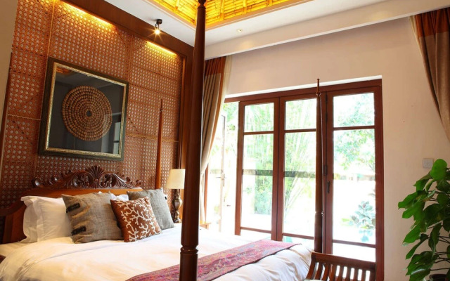 Hui Zhou Hou Niao Shui Rong Zhuang Villa