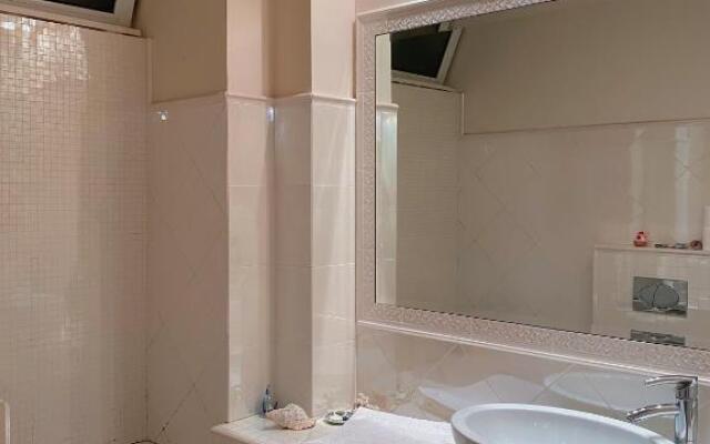 Pendeli's Luxury