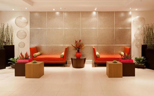 DoubleTree by Hilton Sarasota Bradenton Airport