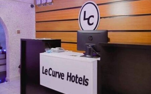 Le Curve Hotel