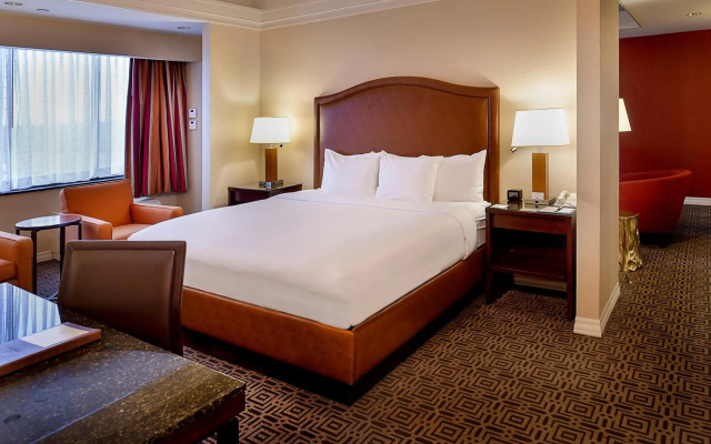 DoubleTree by Hilton Hotel St. Louis - Chesterfield