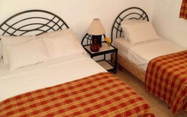 Las Canas Beach Retreat