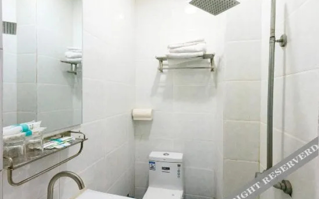 Weihui Yuexiu Theme Hotel