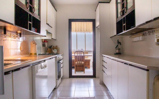 Flat w Balcony 10 min to Karsiyaka Coast in Izmir