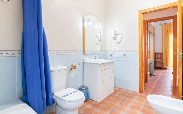 Soulful Apartment in Alcaucín With Swimming Pool