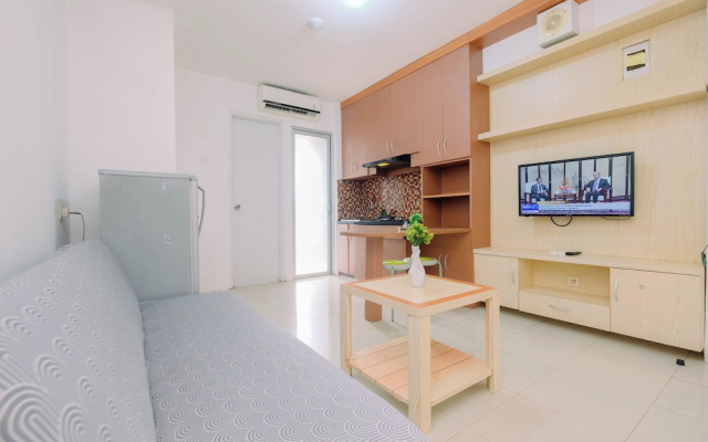 Serene And Warm 2Br At Apartment Bassura City
