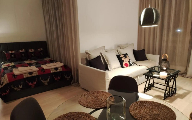 Studio 9, St John Park