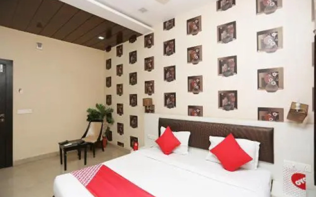 OYO 23334 Hotel King's Fort