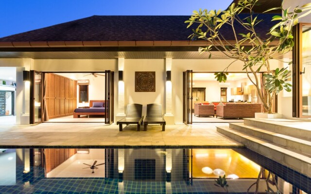 Boutique Balinese 3BR Pool Villa Martin