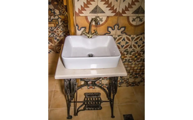 To Stolidi tis Psinthou