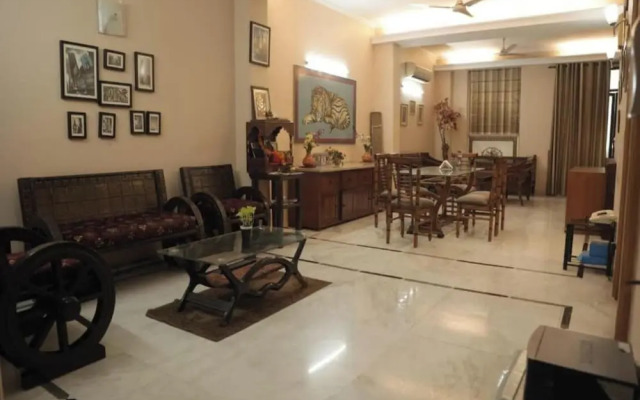 Room-home Stay Bed And Break Fast