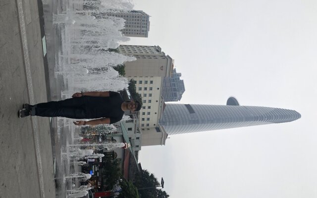 Anh Quoc Hotel