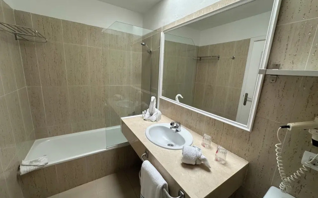RF La Quinta Park Suites