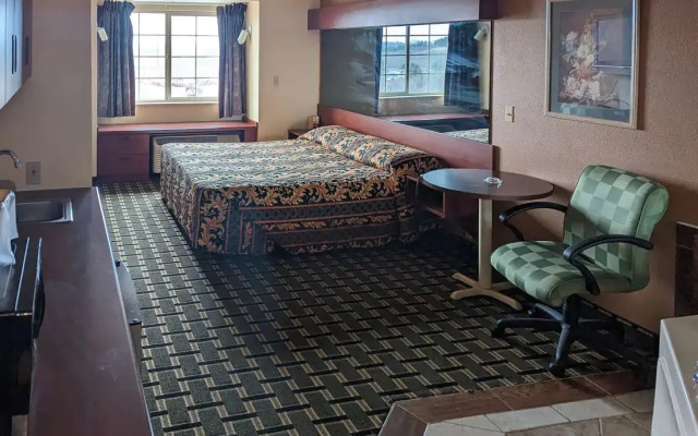 St Clair Inn and Suites