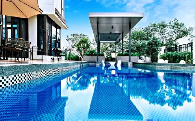 Hailing Island Banxia Time Holiday Villa (Yangjiang Poly Yintan Branch)