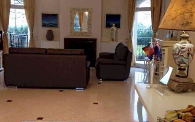 Villa Kalàn