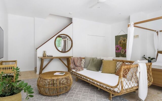 A PERFECT STAY - Beachcomber Blue