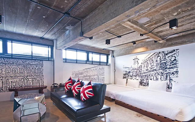 Quip Bed & Breakfast Phuket Hotel