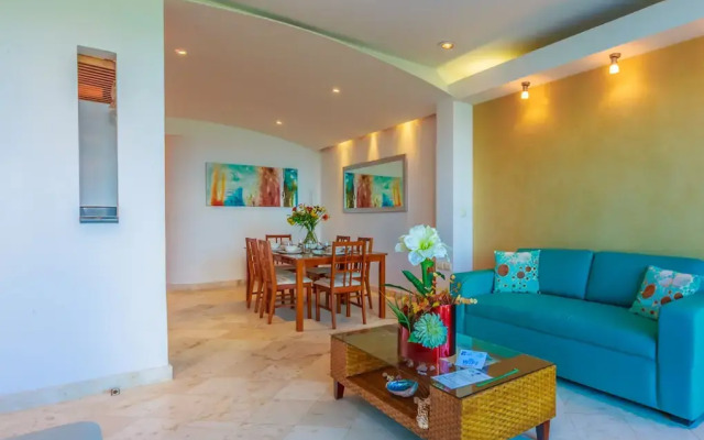 Deep Blue Condos - Entire