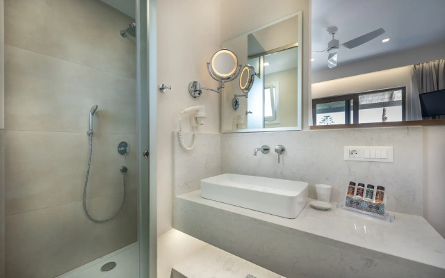 Ionian Aura Apartments