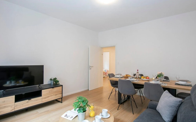 Boutique Apartment 11