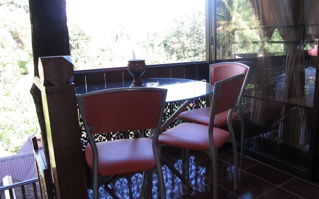 ฺBaan Luktor Resort (บ้านลูกท้อรีสอร์ท)