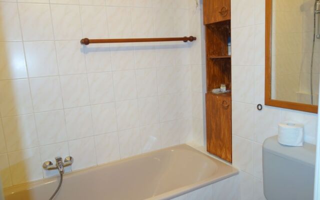 Big 2 Room Apartment with Balcony