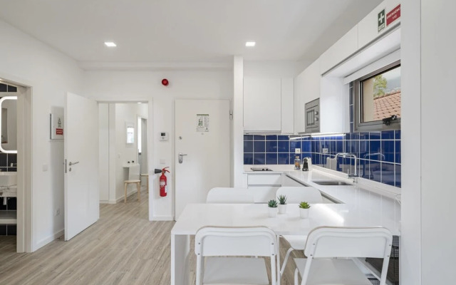 Drapes Design Apartments II by An Island Apart