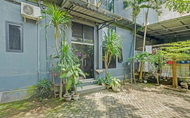 OYO Life 2928 Rumah Ceria