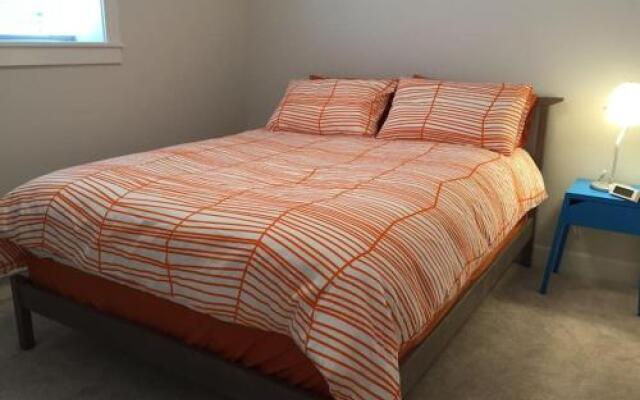 Brand New 2 Brdm Suite - New House