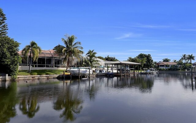 Seagrape Home #60544