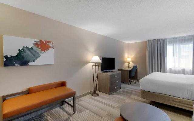 Comfort Inn & Suites Boulder