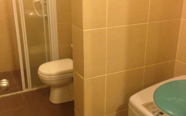 Luxury Service Suite At Taragon KL