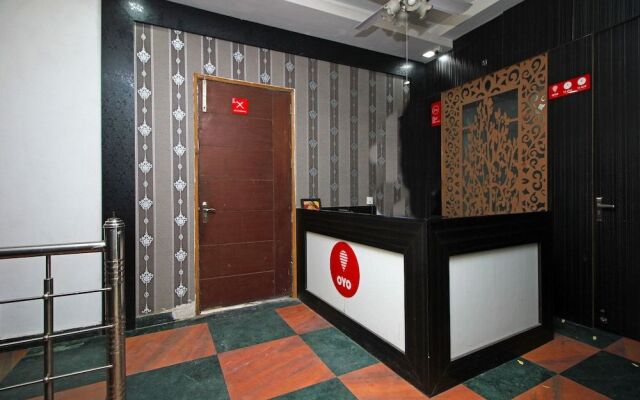 OYO Flagship 5383 Hotel Under Bridge Inn