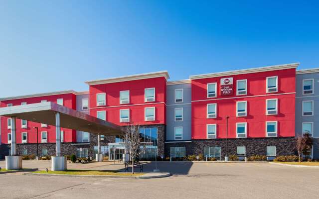 Best Western Plus Airport Inn & Suites