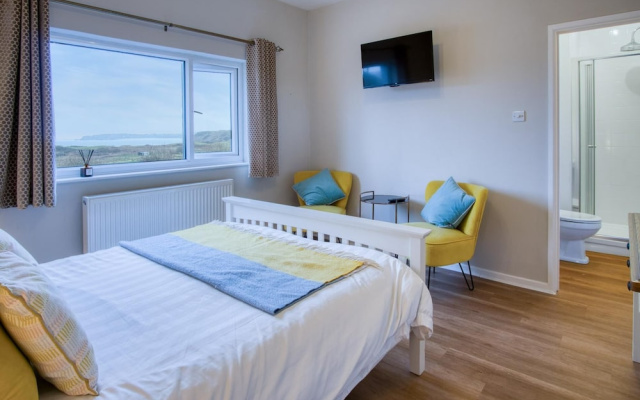 Tide & Tee - 2 Bedroom Apartment - Penally - Tenby