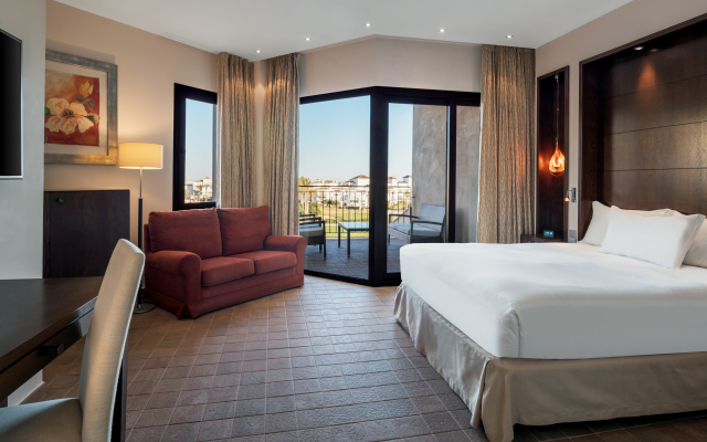 DoubleTree by Hilton La Torre Golf & Spa Resort