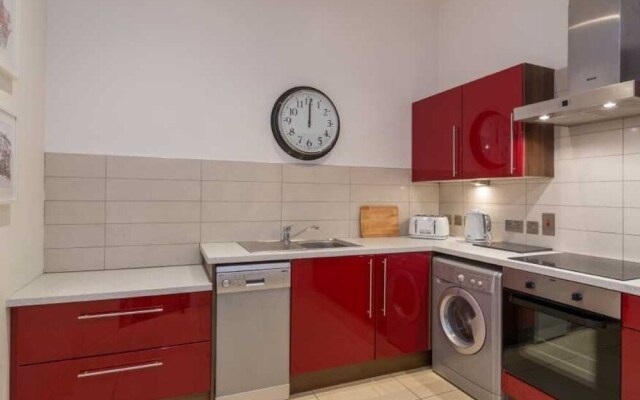 2 Fitzrovia